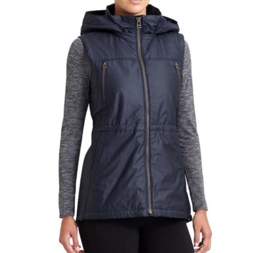 Athleta Rockview Vest in Navy size M